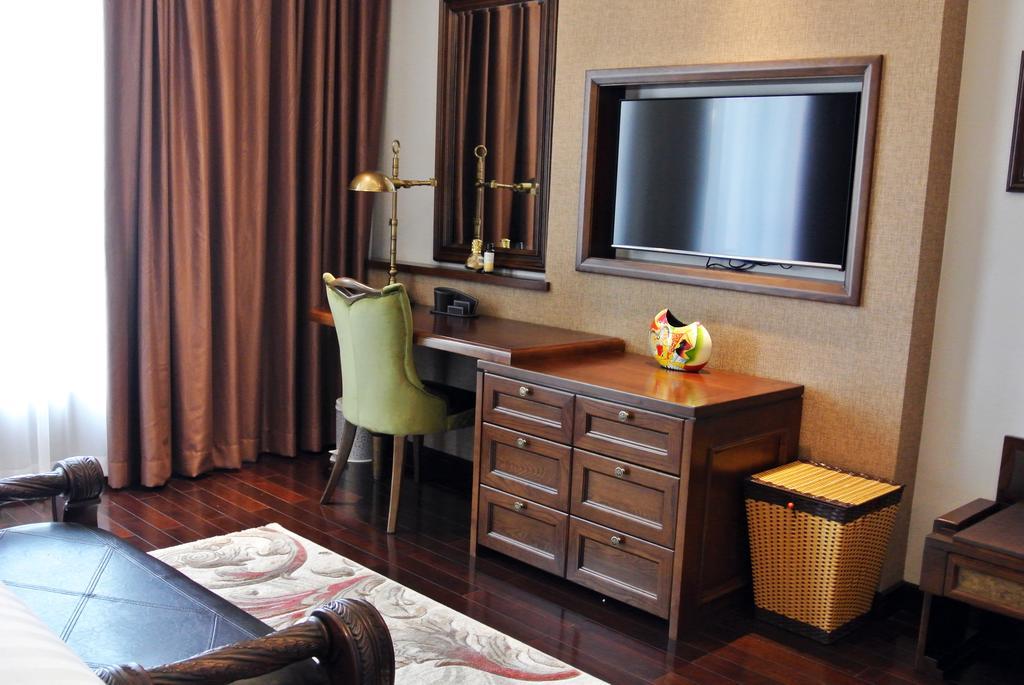 Jb Serviced Apartment Hanoi Buitenkant foto