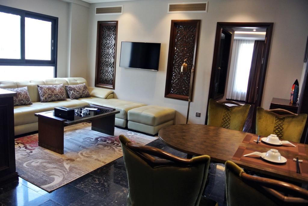 Jb Serviced Apartment Hanoi Buitenkant foto