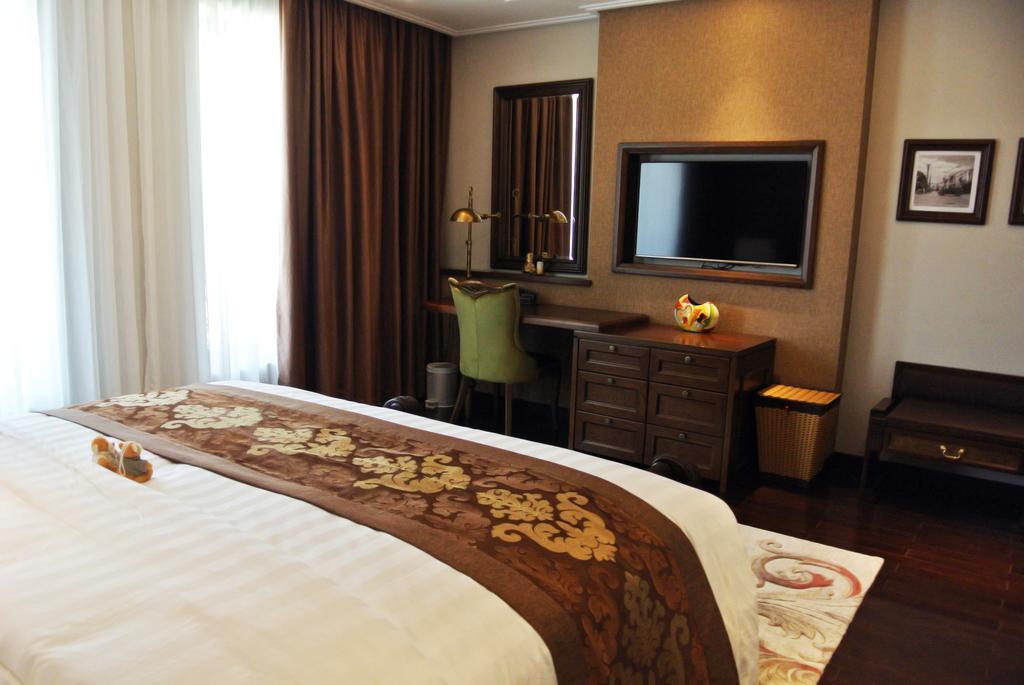 Jb Serviced Apartment Hanoi Buitenkant foto