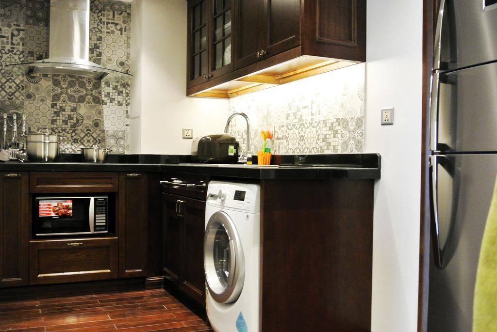 Jb Serviced Apartment Hanoi Buitenkant foto