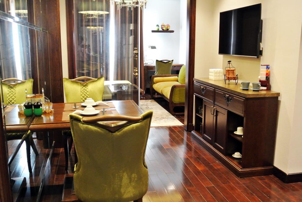 Jb Serviced Apartment Hanoi Buitenkant foto