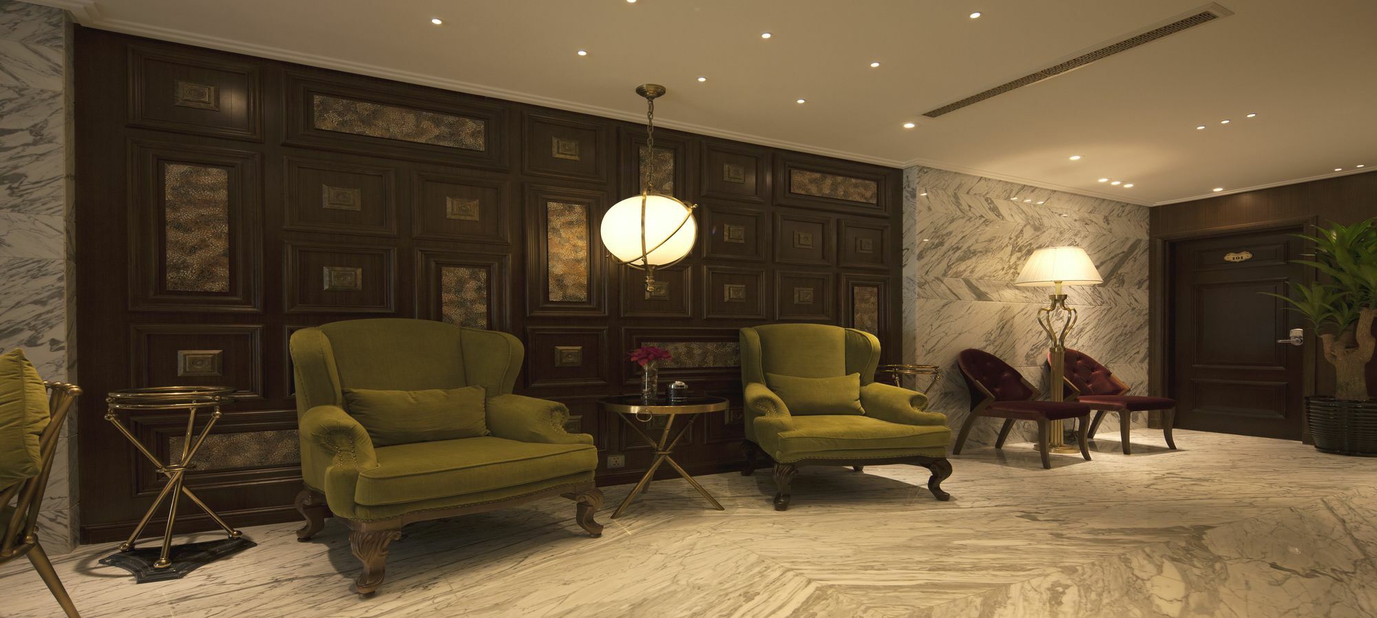 Jb Serviced Apartment Hanoi Buitenkant foto